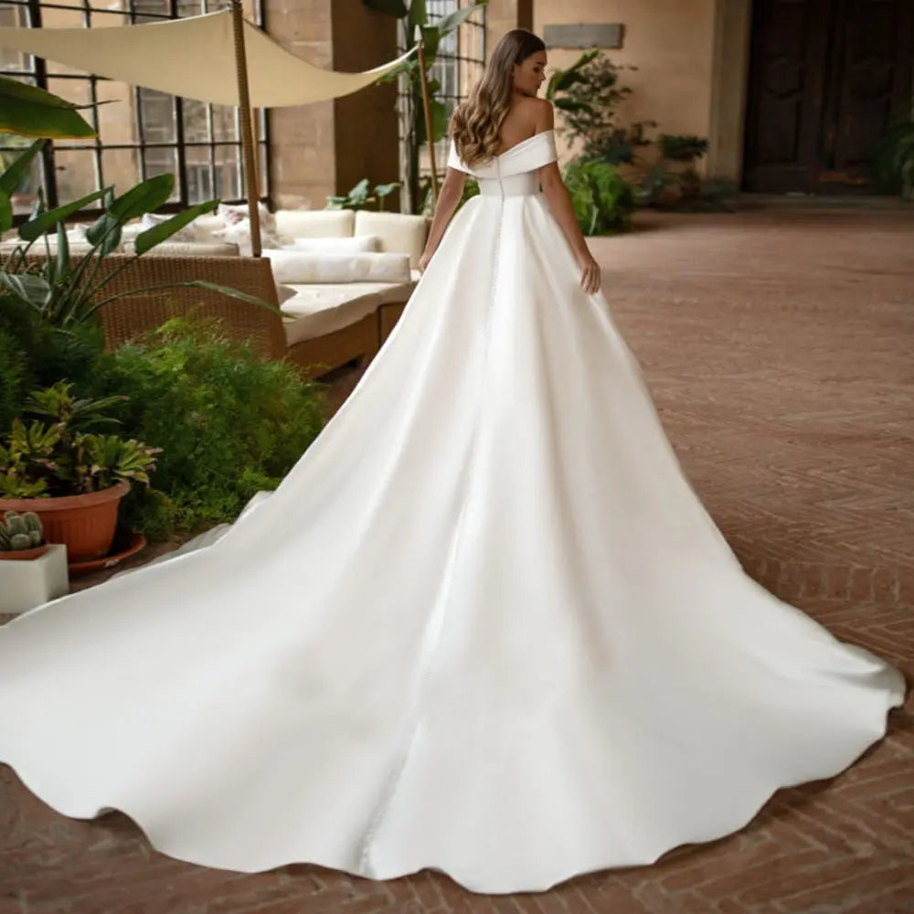 13165#Beach Bohemian Elegant Satin Backless 2022 Short Sleeves Sweep Ball Gown Pleated Princess Sexy Wedding Dress Bridal Gown